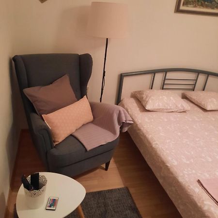 Apartmani Darko Kornić Exteriör bild