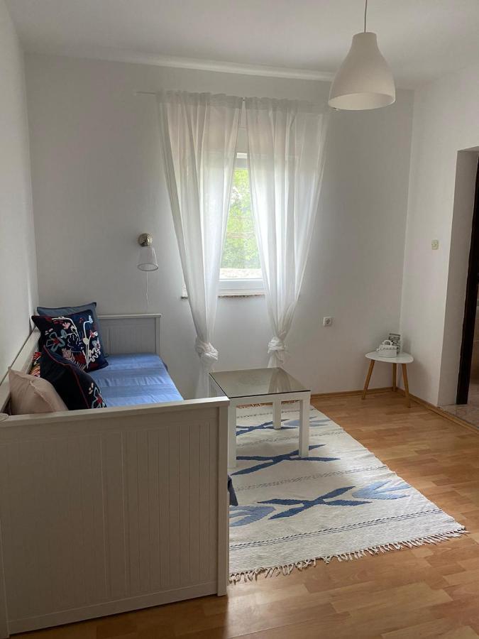Apartmani Darko Kornić Exteriör bild