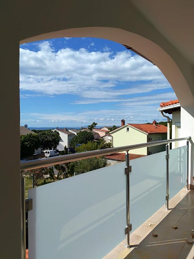 Apartmani Darko Kornić Exteriör bild