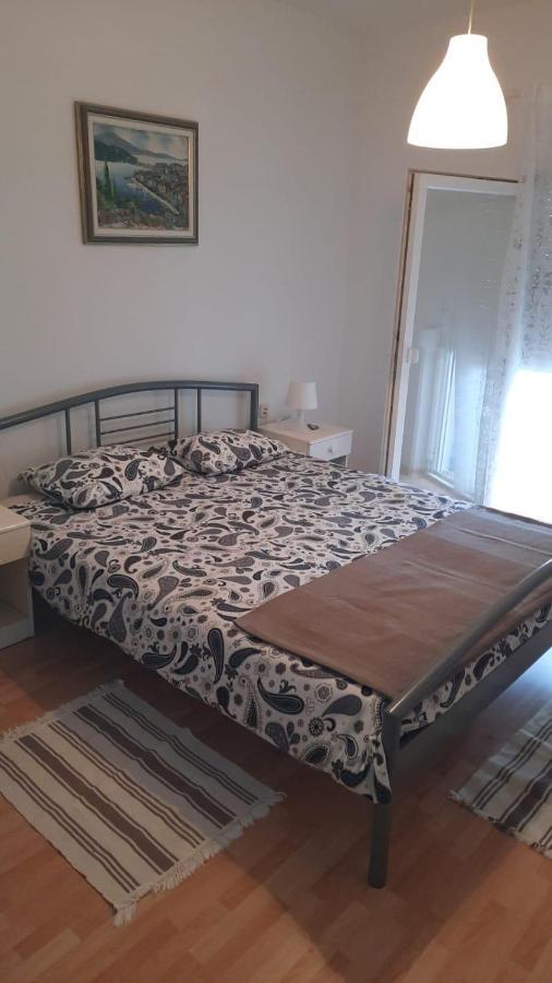 Apartmani Darko Kornić Exteriör bild