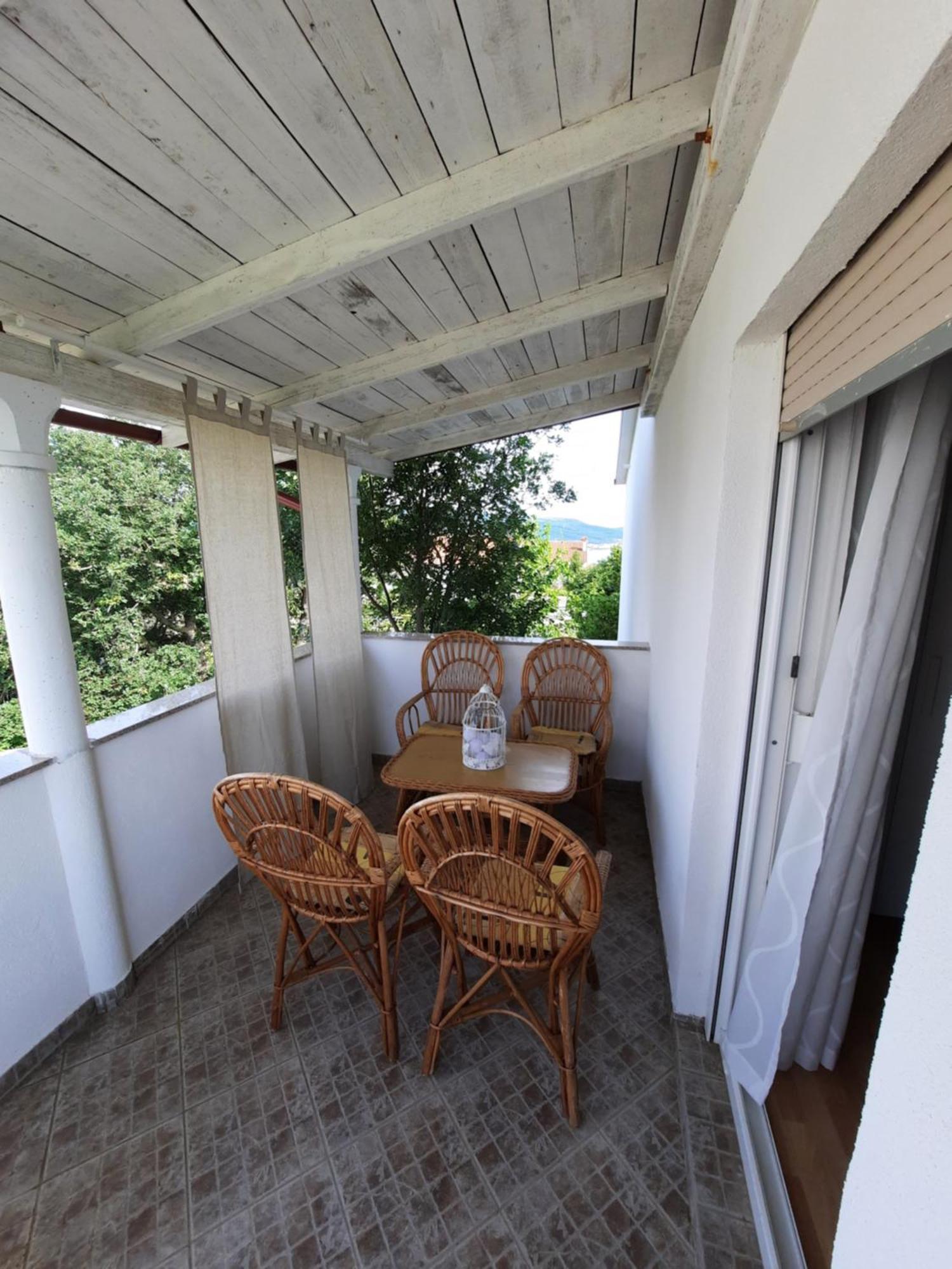 Apartmani Darko Kornić Exteriör bild